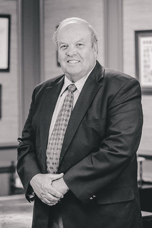 Bill Cameron, attorney in Cookeville, TN for General, Divorce, Criminal, Domestic, Personal Injury, DUI cases.